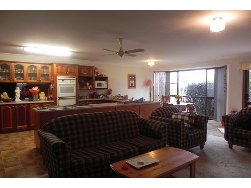 21 Lillian, Pittsworth QLD 4356