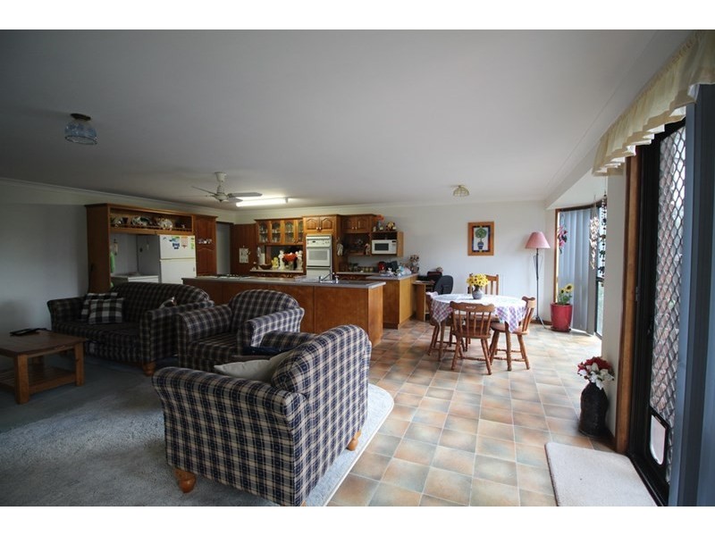 21 Lillian, Pittsworth QLD 4356