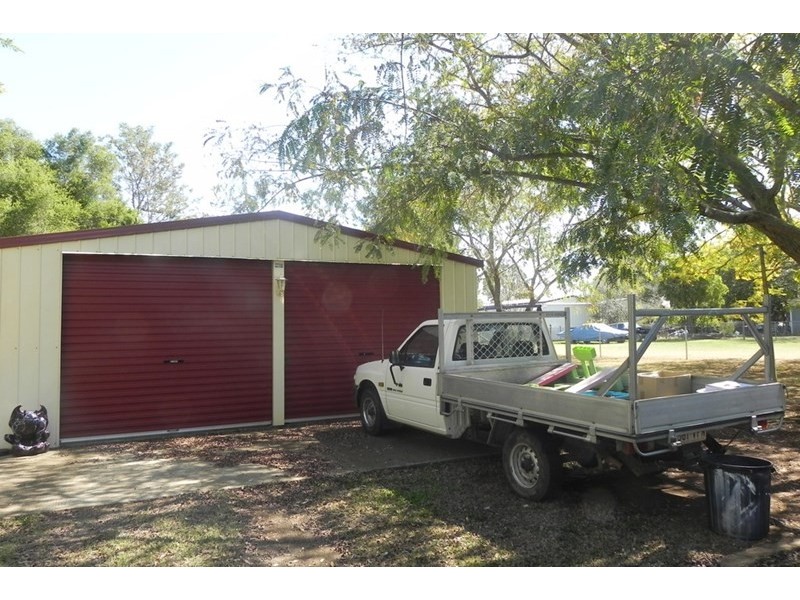 53 Murray Street, Pittsworth QLD 4356