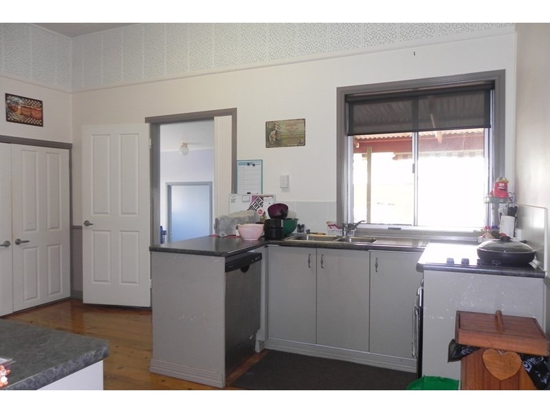 53 Murray Street, Pittsworth QLD 4356