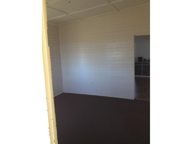 59 Saville Road, Clifton QLD 4361