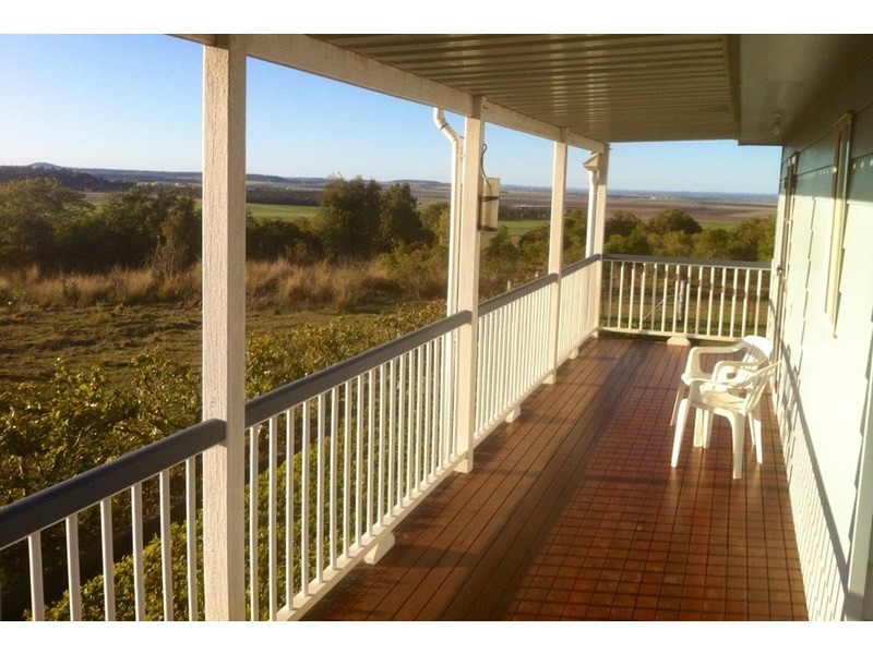 90 Peterson Rd, Irongate, Pittsworth QLD 4356