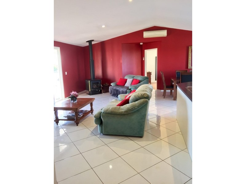 90 Peterson Rd, Irongate, Pittsworth QLD 4356