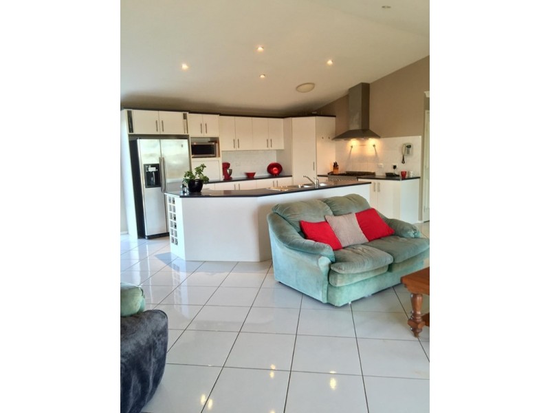 90 Peterson Rd, Irongate, Pittsworth QLD 4356