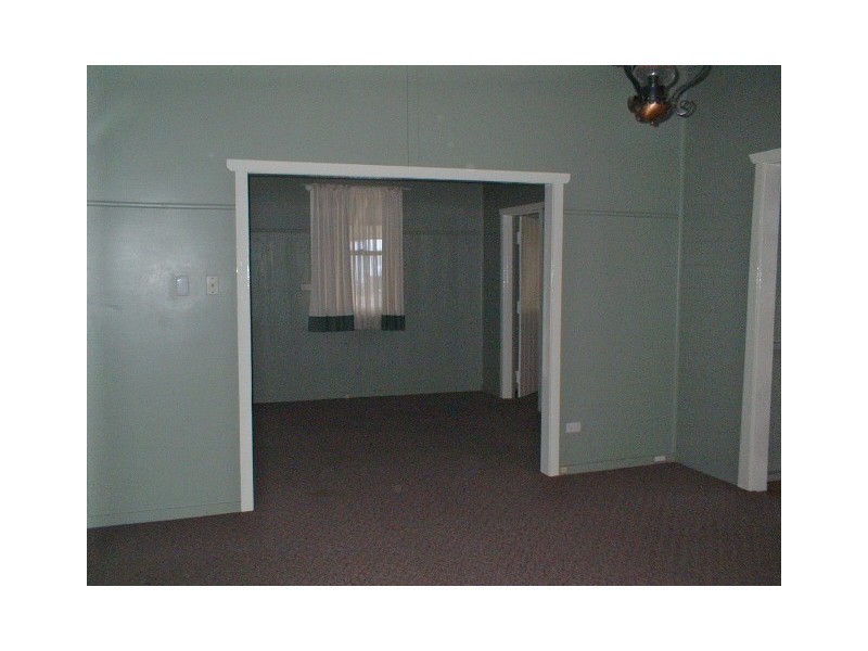 10 Murray Street, Pittsworth QLD 4356