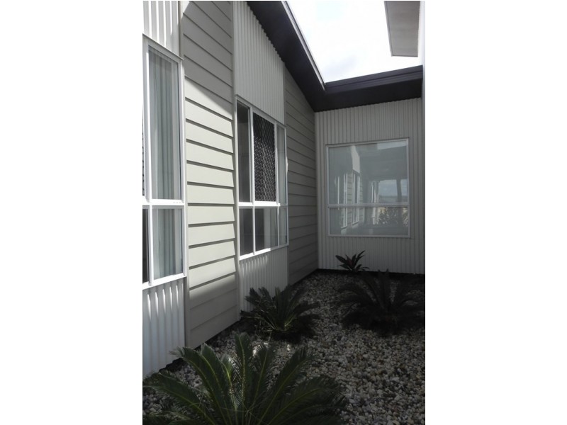 15 Draydon, Pittsworth QLD 4356