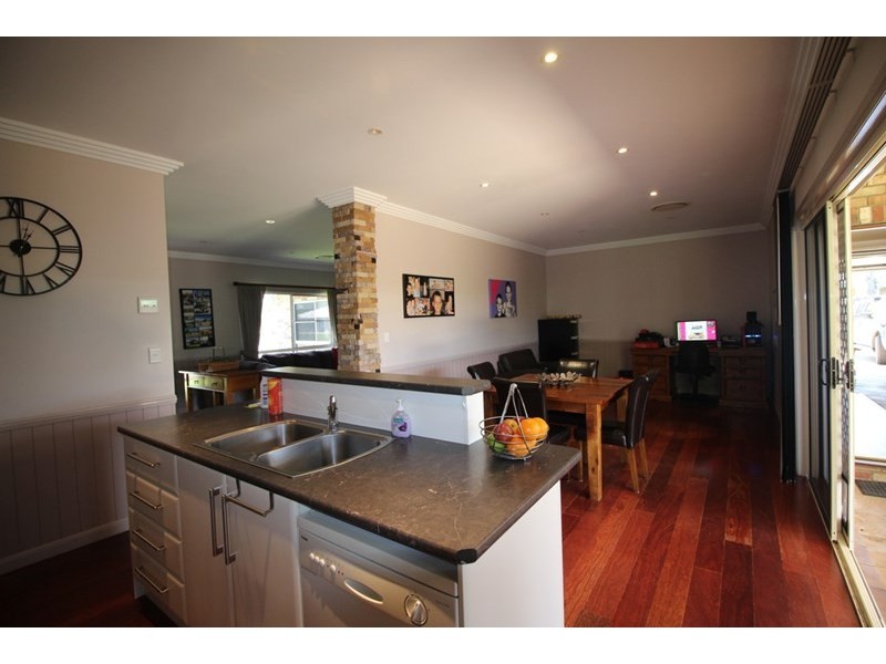 12 Grand, Pittsworth QLD 4356