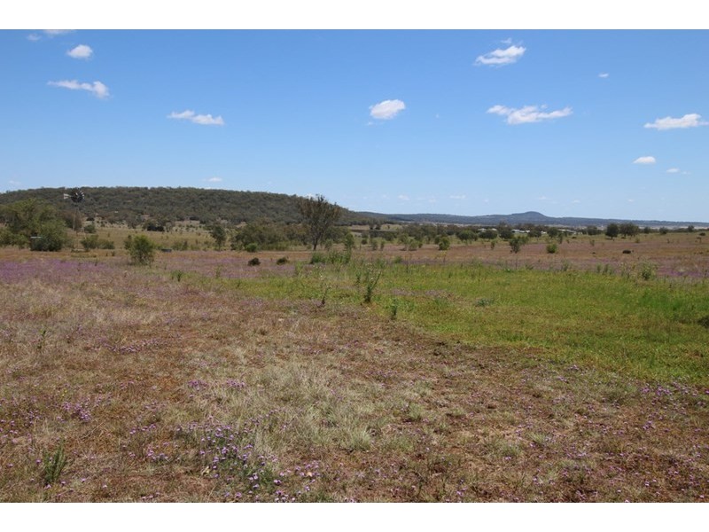 326 Stowers Rd, Linthorpe, Pittsworth QLD 4356