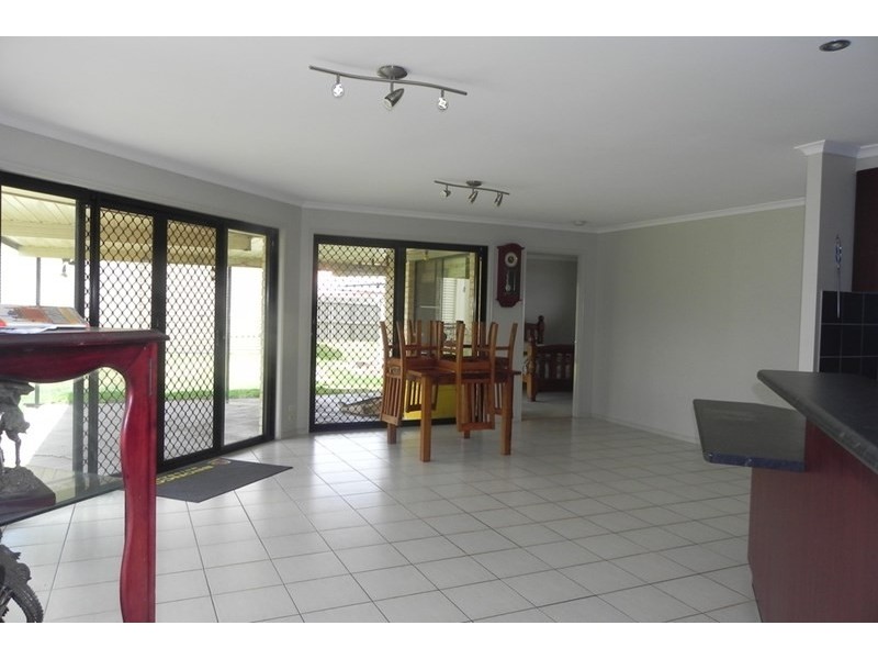 10 Ashford Drive, Wyreema QLD 4352