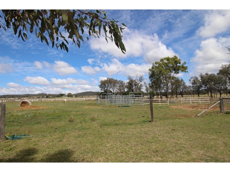 964 Linthorpe Valley Rd, Linthorpe, Pittsworth QLD 4356