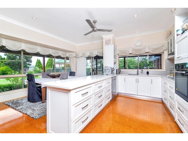 4 Hodgson Street, Greenmount QLD 4359