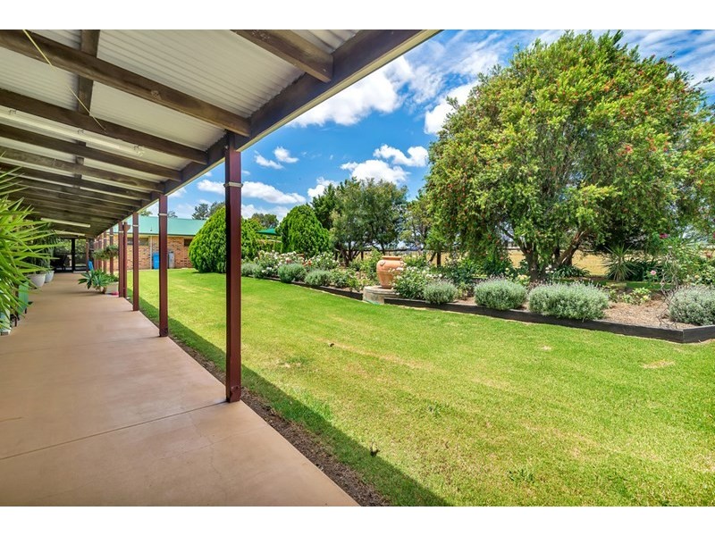 4 Hodgson Street, Greenmount QLD 4359