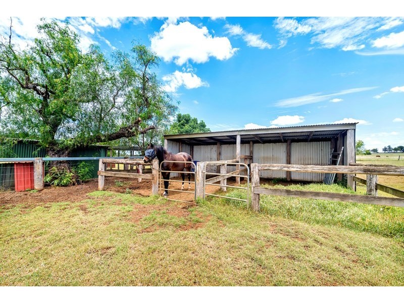 4 Hodgson Street, Greenmount QLD 4359