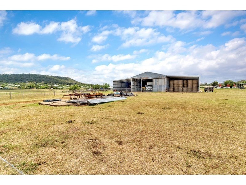 4 Hodgson Street, Greenmount QLD 4359