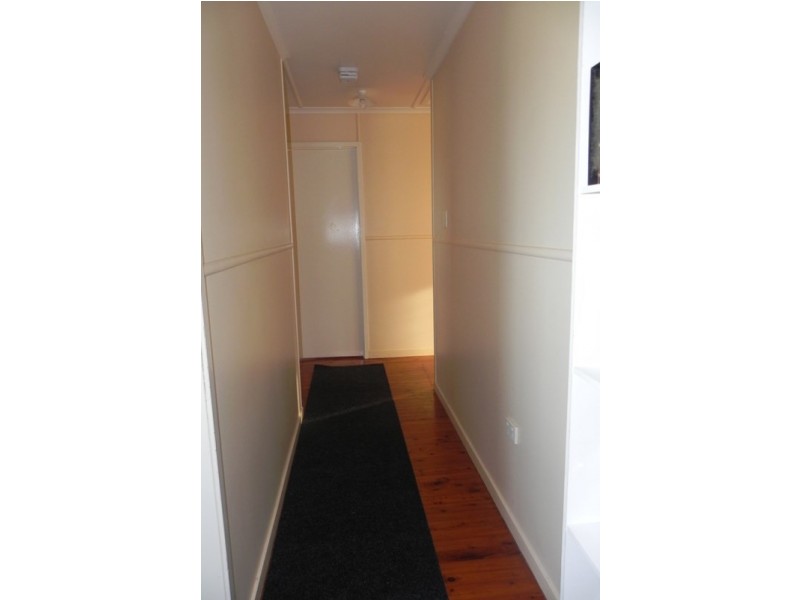 10 McMahon, Newtown QLD 4350