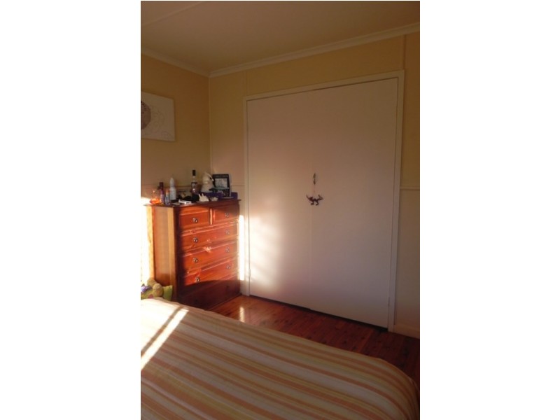 10 McMahon, Newtown QLD 4350