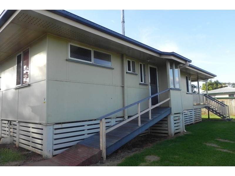 10 McMahon, Newtown QLD 4350