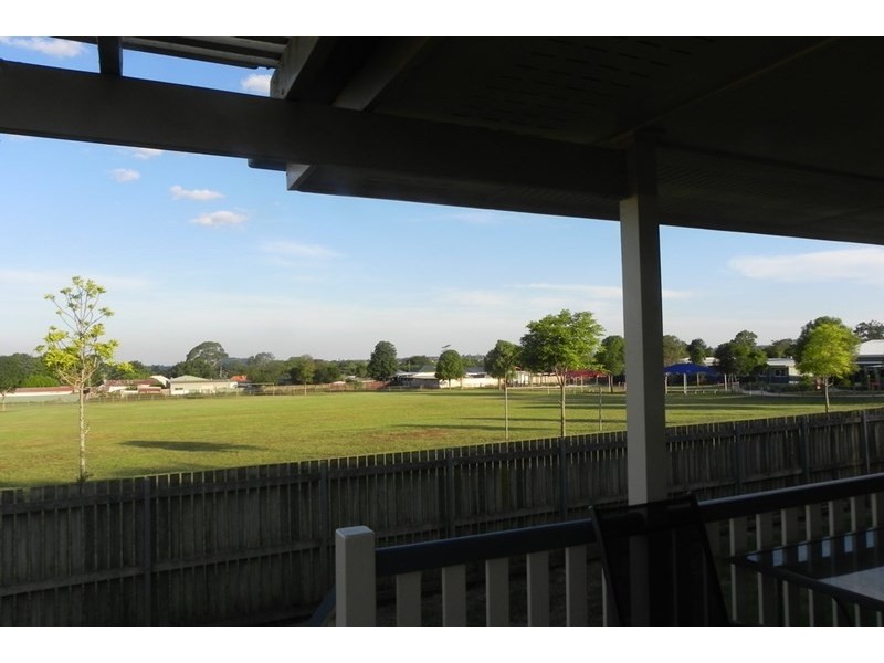 10 McMahon, Newtown QLD 4350