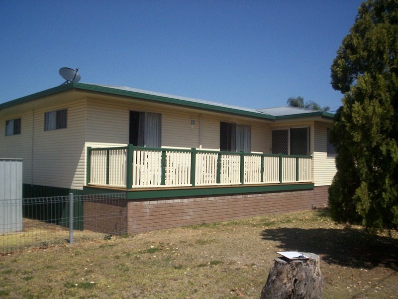 2 Thomas Street, Pittsworth QLD 4356