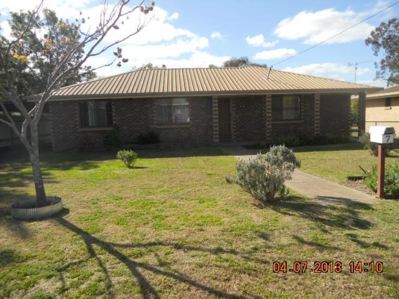 7 Beauaraba Street, Pittsworth QLD 4356