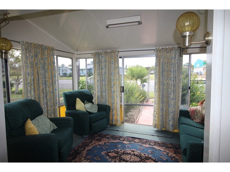 98 Campbell Street, Millmerran QLD 4357