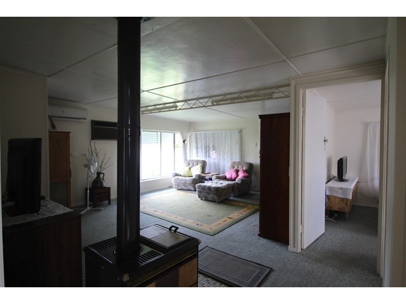 98 Campbell Street, Millmerran QLD 4357