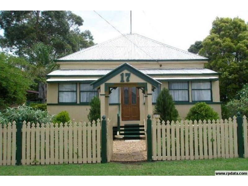 17 Allport Street, Pittsworth QLD 4356