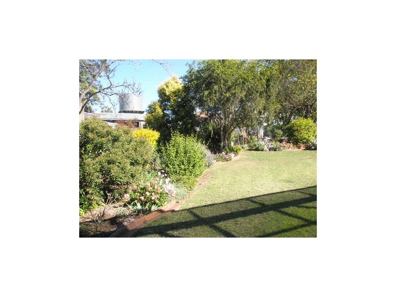 24 Bailey, Pittsworth QLD 4356