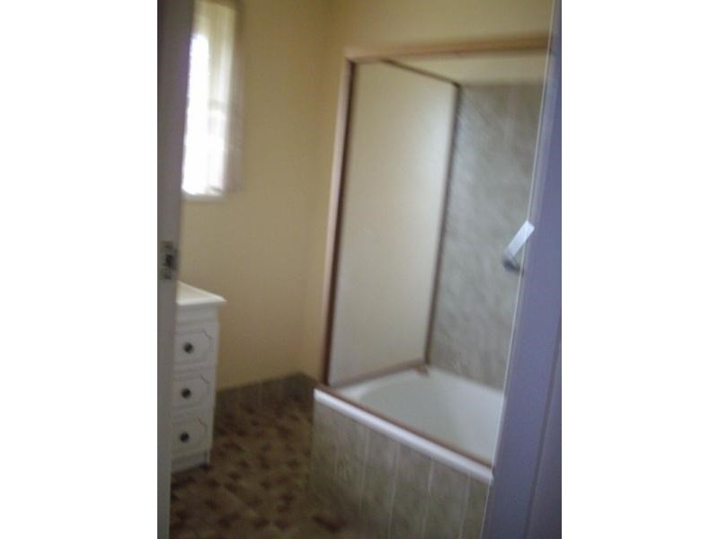 1/4 Beauaraba Street, Pittsworth QLD 4356