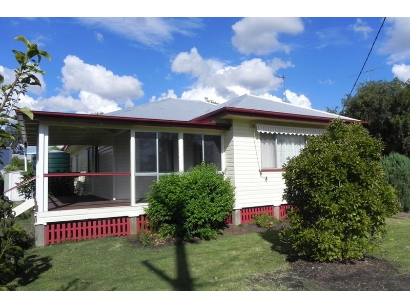 6 Briggs, Pittsworth QLD 4356