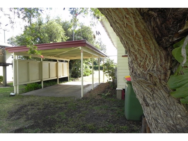 6 Briggs, Pittsworth QLD 4356