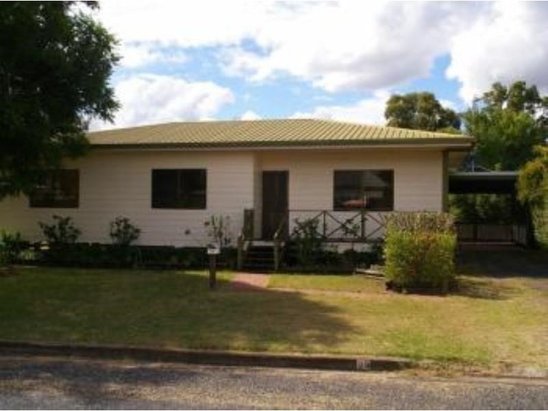 29 Young Street, Pittsworth QLD 4356