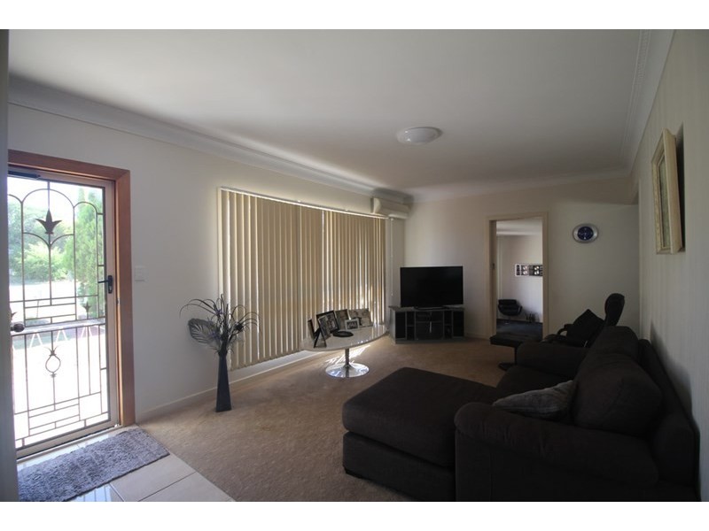 4 Fryar, Pittsworth QLD 4356
