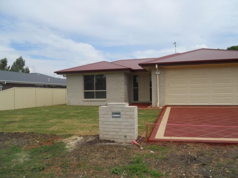 18 Bayley Street, Pittsworth QLD 4356