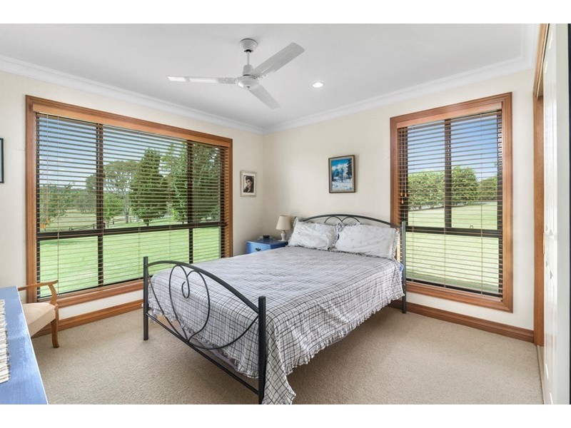 385 Hodgsonvale Road, Hodgson Vale QLD 4352