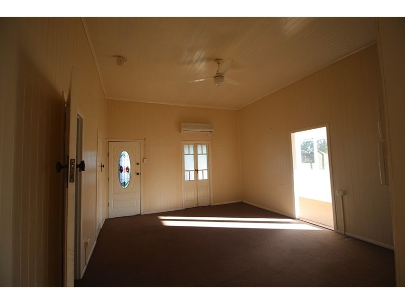 19 Walpole, Millmerran QLD 4357