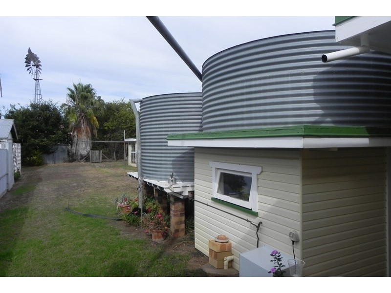 4 Allom Street, Pittsworth QLD 4356