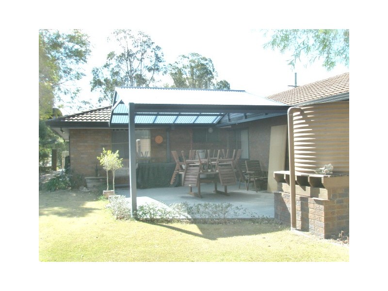 16 White, Pittsworth QLD 4356