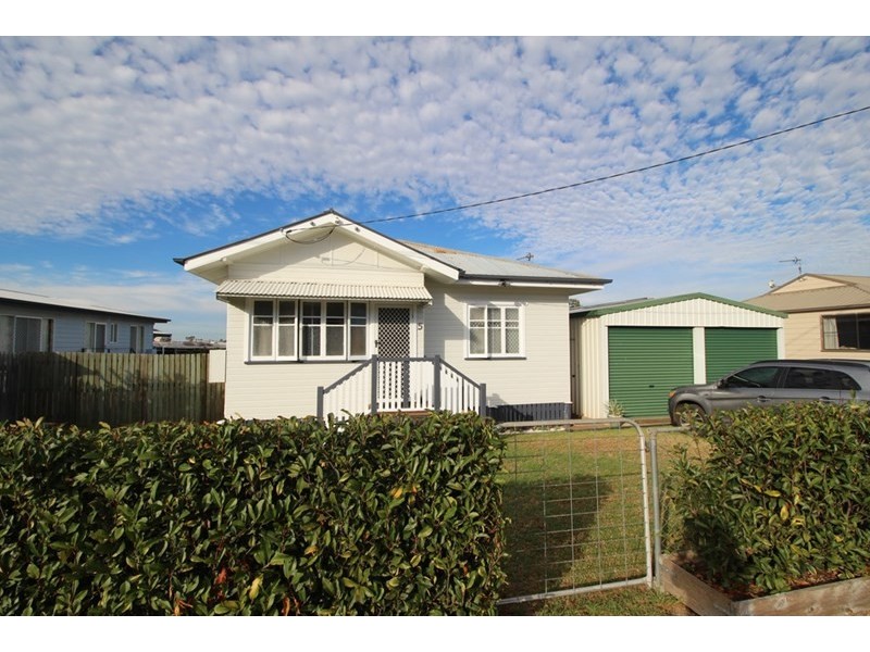 5 John, Southbrook QLD 4363