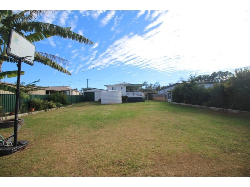 5 John, Southbrook QLD 4363