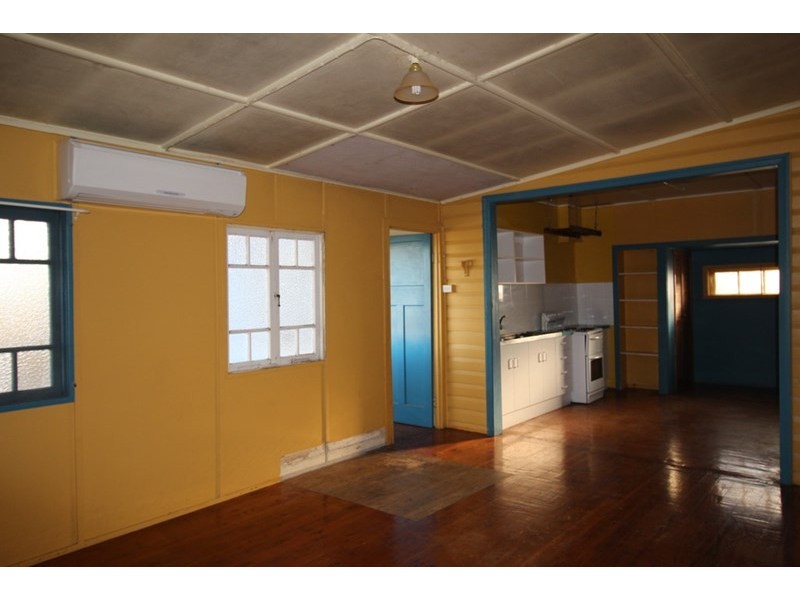2 Weale, Pittsworth QLD 4356