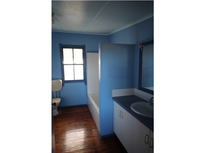 2 Weale, Pittsworth QLD 4356