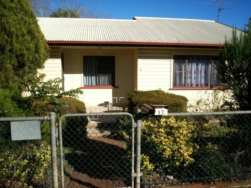 17 Power Street, Toowoomba QLD 4350