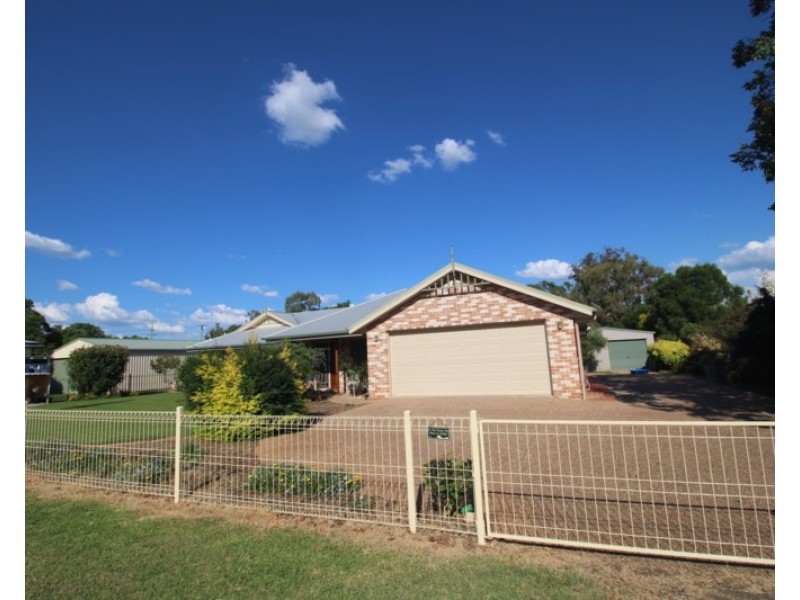 40 Briggs, Pittsworth QLD 4356