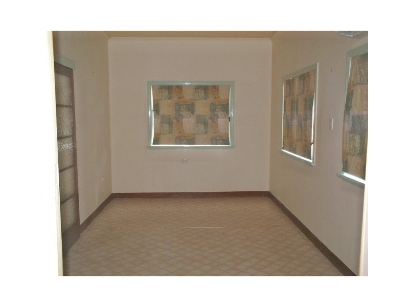 30 Murray Street, Pittsworth QLD 4356