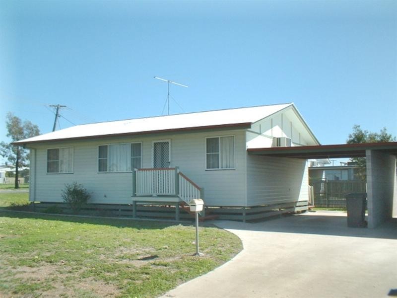 1/30 Gillespie Street, Millmerran QLD 4357