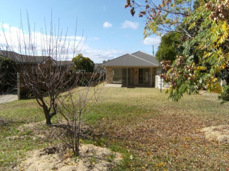 11 Beresford, Pittsworth QLD 4356