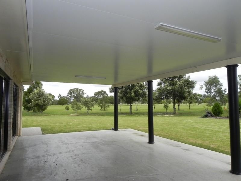 21 Fairway Drive, Pittsworth QLD 4356