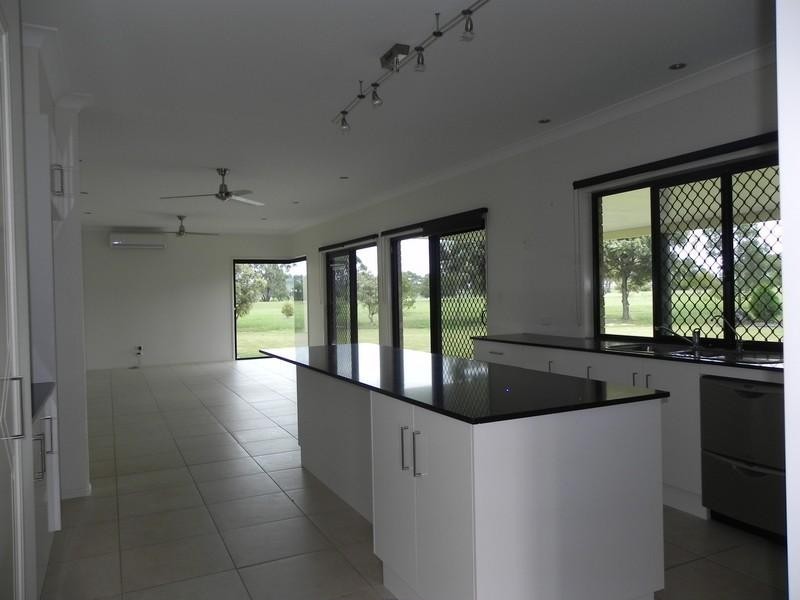 21 Fairway Drive, Pittsworth QLD 4356