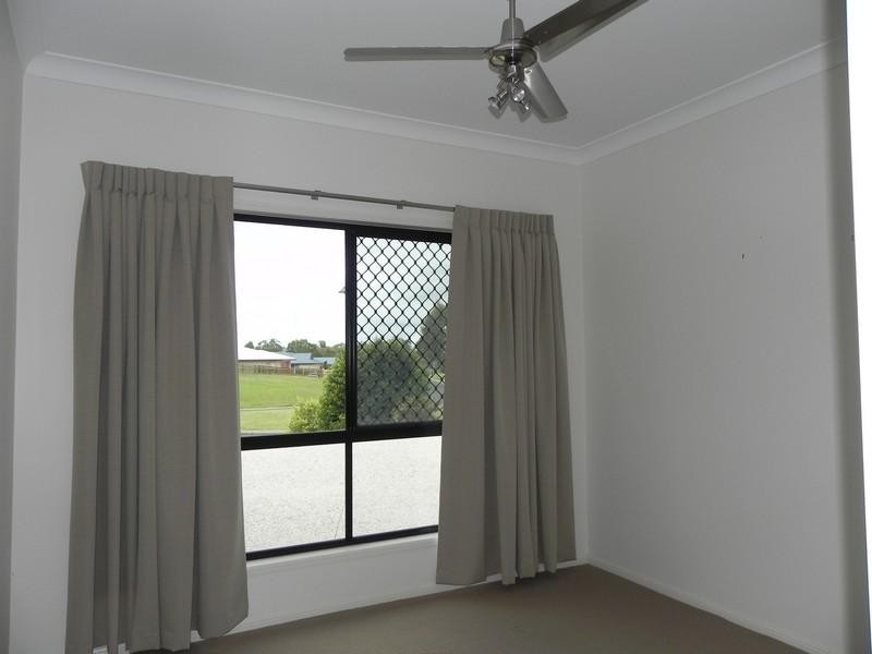 21 Fairway Drive, Pittsworth QLD 4356